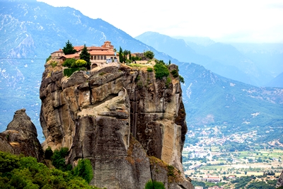 http://img4info.modetour.com/126/EMP/SM/meteora1.jpg